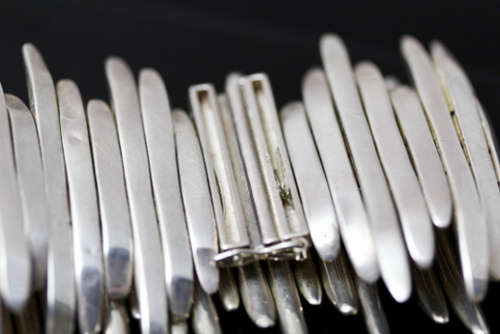 HANDCRAFTED LARGE, HEAVY 97 grams! UNUSUAL ORGANIC VINTAGE STERLING SILVER BRACELET VERY COLLECTIBLE