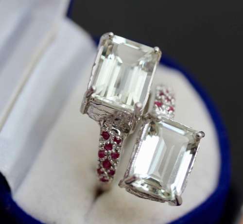 VERY LARGE HANDCRAFTED DOUBLE HEAD GREEN BRAZILIAN MINED AMETHYST MINED RUBIES STERLING SILVER RING