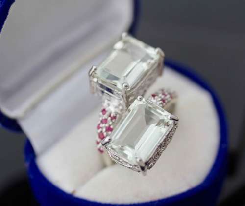 VERY LARGE HANDCRAFTED DOUBLE HEAD GREEN BRAZILIAN MINED AMETHYST MINED RUBIES STERLING SILVER RING