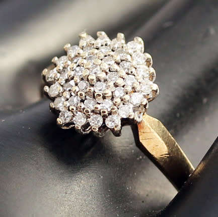 VINTAGE DIAMOND CLUSTER 9CT YELLOW & WHITE GOLD RING 37 ROUND CUT DIAMONDS JEWELLER CERTIF. R5422