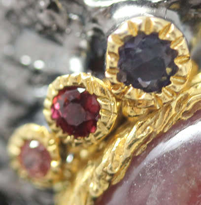 LARGE HANDCRAFTED 'JEWELLERY ART' NATURAL RUBY & GEMSTONE STERLING SILVER RING GUNMETAL GREY FINISH