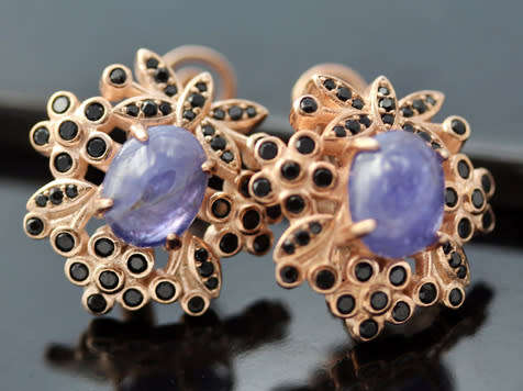 UNUSUAL FLORAL TANZANITE AND BLACK SPINEL ROSE GOLD-HUED STERLING SILVER EARRINGS. 925