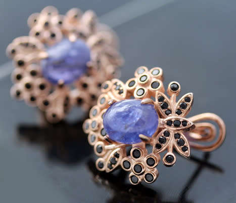 UNUSUAL FLORAL TANZANITE AND BLACK SPINEL ROSE GOLD-HUED STERLING SILVER EARRINGS. 925