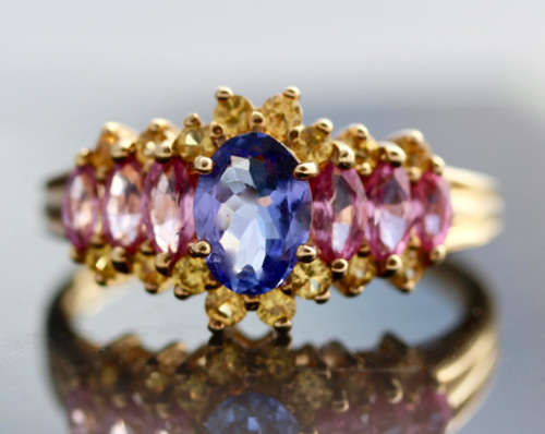VINTAGE ENGLISH 9CT YELLOW GOLD RING .80ct TANZANITE 1,85ct PINK & YELLOW SAPPHIRES CERTIF R26'000