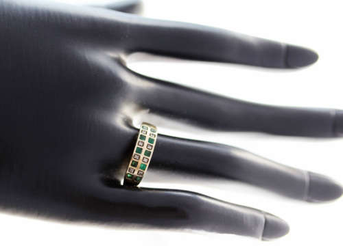 GEOMETRIC VINTAGE ENGLISH 9CT YELLOW GOLD DIAMOND AND EMERALD HALF ETERNITY RING. WELL HALLMARKED!