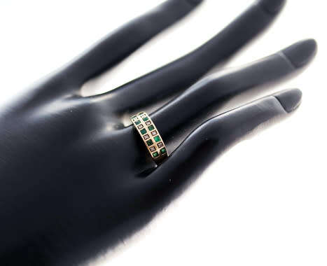 GEOMETRIC VINTAGE ENGLISH 9CT YELLOW GOLD DIAMOND AND EMERALD HALF ETERNITY RING. WELL HALLMARKED!