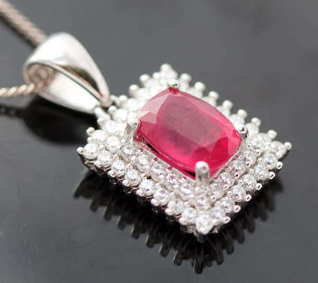 PRETTY ANTIQUE CUT DEEP PINK NATURAL RUBY & CUBIC ZIRCONIA PENDANT 35CM STERLING SILVER CHAIN. 295