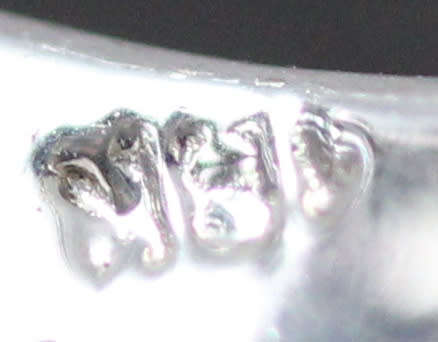 STUNNING LARGE TANZANITE AND SAPPHIRE STERLING SILVER RING. STRONG LILAC COLOUR!