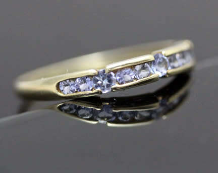 VINTAGE HALF ETERNITY TANZANITE 9CT YELLOW GOLD. EXCELLENT CLARITY!
