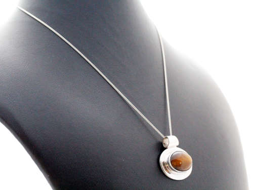 MAGNIFICENT HEAVY OVAL TIGER'S EYE CABOCHON BEZEL SET STERLING SILVER 39CM CHAIN SLIDER STYLE