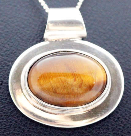 MAGNIFICENT HEAVY OVAL TIGER'S EYE CABOCHON BEZEL SET STERLING SILVER 39CM CHAIN SLIDER STYLE