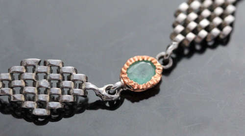 HAND-CRAFTED NATURAL EMERALDS GUNMETAL GREY FEATURE SOLID STERLING SILVER BRACELET