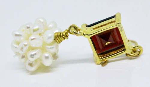 ELEGANT MOZAMBICAN NATURAL GARNET & PEARL CLUSTER GOLD-HUED STERLING SILVER DROP & DANGLE EARRINGS