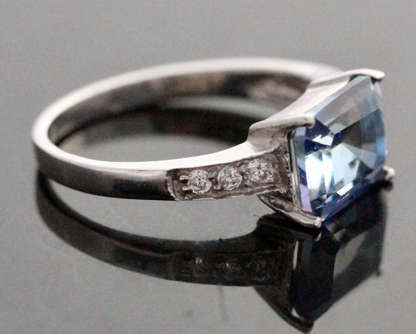 STRIKING NATURAL QUARTZ STERLING SILVER RING CUBIC ZIRCONIA ACCENTS DEEP 'TANZANITE' BLUE COLOUR