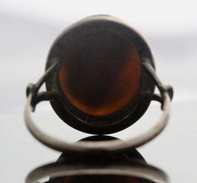 VINTAGE MOTHER OF PEARL SILVER 800 RING. VINTAGE ENGLISH PIECE