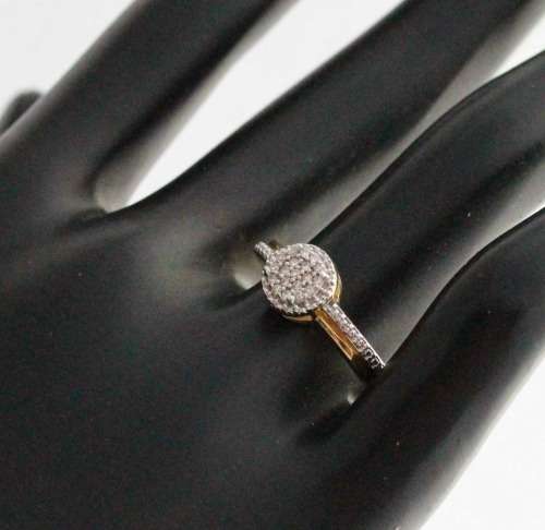 9ct YELLOW and WHITE GOLD DIAMOND RING. 19 SINGLE-CUT DIAMONDS. SOUTH AFRICAN. JEWELLER CERT R7`500