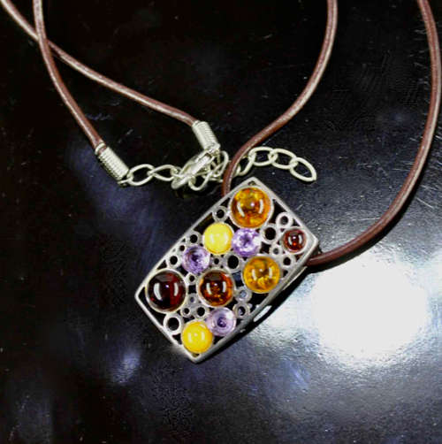 STRIKING LARGE VINTAGE SOLID STERLING SILVER PENDANT WITH  NATURAL AMBER & AMETHYST. LEATHER THONG