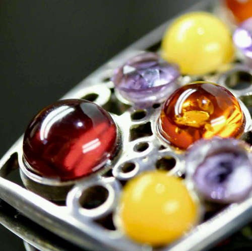 STRIKING LARGE VINTAGE SOLID STERLING SILVER PENDANT WITH  NATURAL AMBER & AMETHYST. LEATHER THONG