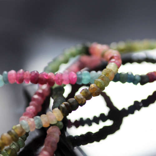 40CM SINGLE STRAND ALL-NATURAL MULTICOLOURED TOURMALINE BEAD NECKLACE WITH STERLING SILVER CLASP