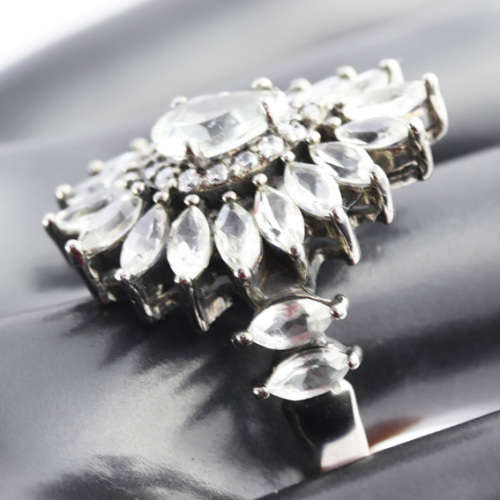 MAGNIFICENT LARGE AND DRAMATIC 2,33 carats GREEN AMETHYST SOLID STERLING SILVER DRESS RING. 925