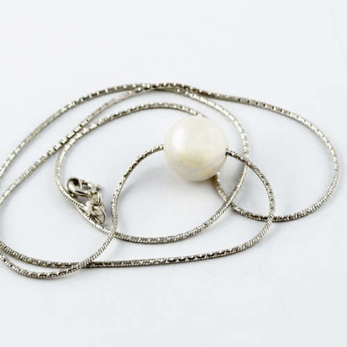 ITALIAN SOLID STERLING SILVER SINGLE NATURAL CREAM IRIDESCENT BAROQUE PEARL NECKLACE SIMPLE ELEGANCE