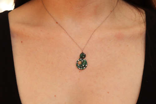 EMERALD PENDANT WITH A FIRE OPAL CABOCHON SOLID STERLING SILVER PENDANT & 46CM CHAIN