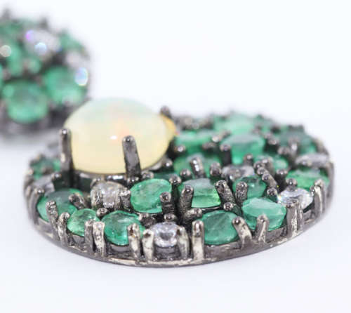 EMERALD PENDANT WITH A FIRE OPAL CABOCHON SOLID STERLING SILVER PENDANT & 46CM CHAIN