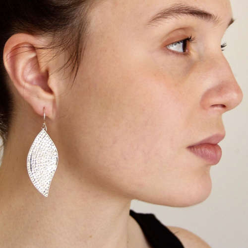 ELEGANT LONG (66mm) SOLID STERLING SILVER HANDCRAFTED HAMMERED FINISH EARRINGS RIVER-PEBBLE DESIGN