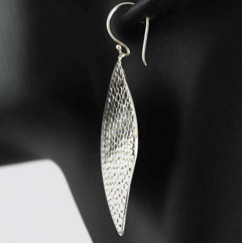 ELEGANT LONG (66mm) SOLID STERLING SILVER HANDCRAFTED HAMMERED FINISH EARRINGS RIVER-PEBBLE DESIGN