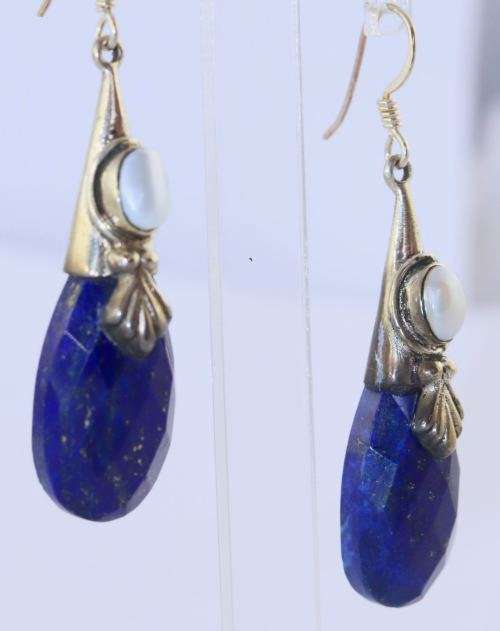 NATURAL LAPIS LAZULI AND PEARL STERLING SILVER DROP AND DANGLE EARRINGS. 925