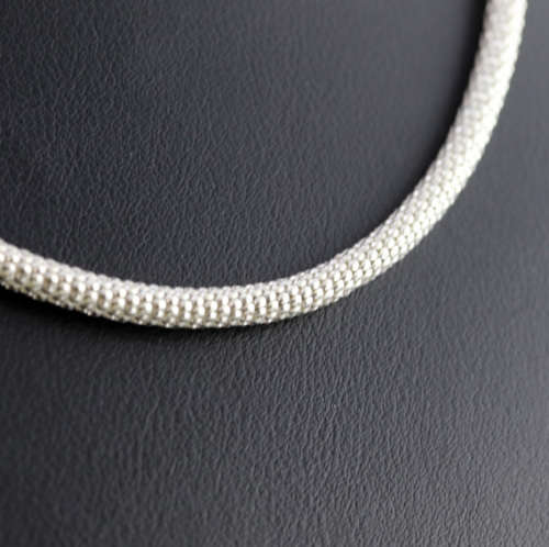 FABULOUS THICK TUBULAR FLAT CABLE 437mm STERLING SILVER NECKLACE. 925. POLISHED FACETS
