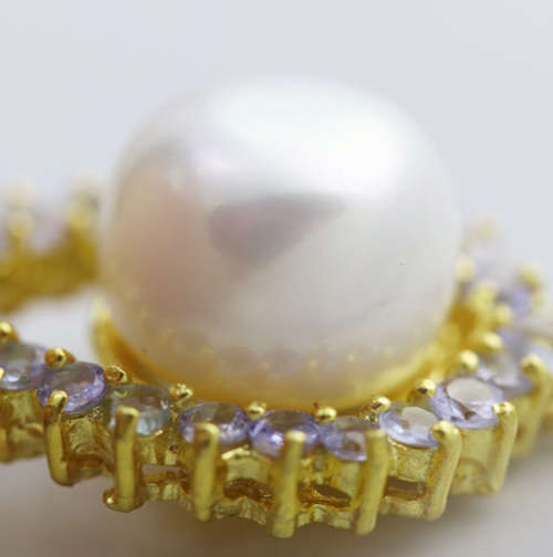 NATURAL FRESHWATER PEARL AND TANZNITE DROP & DANGLE EARRINGS SOLID STERLING GOLD-HUE FINISH