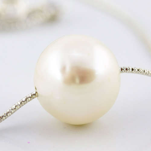 ELEGANT SIMPLICITY - NATURAL CREAMY WHITE 11 mm PEARL ON 44CM ITALIAN STERLING SILVER CHAIN
