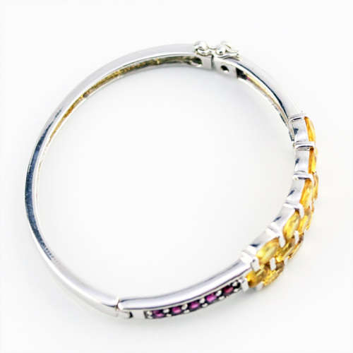 STRIKING NATURAL CITRINE AND RHODALITE GARNET SOLID STERLING SILVER BANGLE. 925