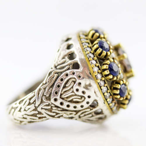 LARGE VINTAGE STERLING SILVER SMOKY QUARTZ AND BLUE SAPPHIRE RING, SLIGHTLY OXIDISED EFFECT. 925