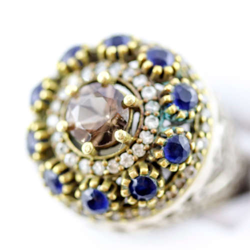 LARGE VINTAGE STERLING SILVER SMOKY QUARTZ AND BLUE SAPPHIRE RING, SLIGHTLY OXIDISED EFFECT. 925