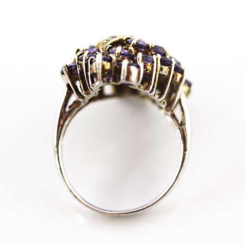 NATURAL IOLITE STERLING SILVER RING WITH CENTRAL RASPBERRY RUBY CURVED STRAND ON THE RING HEAD 925