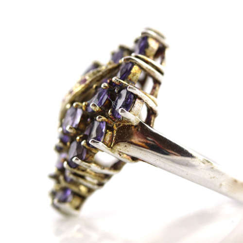 NATURAL IOLITE STERLING SILVER RING WITH CENTRAL RASPBERRY RUBY CURVED STRAND ON THE RING HEAD 925