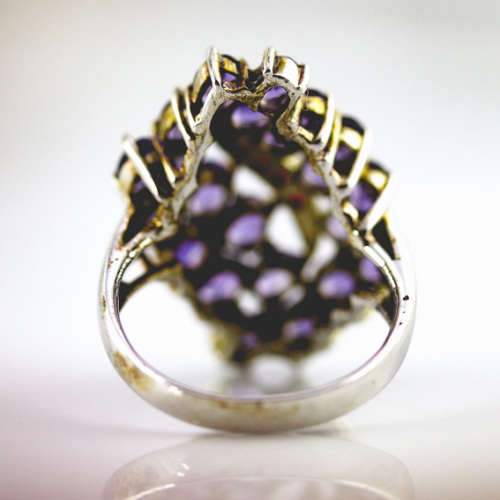 NATURAL IOLITE STERLING SILVER RING WITH CENTRAL RASPBERRY RUBY CURVED STRAND ON THE RING HEAD 925