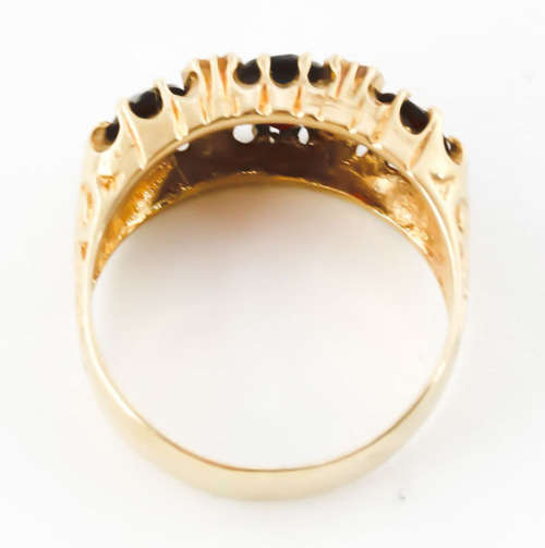 VINTAGE DETAILED NATURAL GARNET AND SILVER TOPAZ 9CT YELLOW GOLD RING JEWELLER EVALUATION R14`000