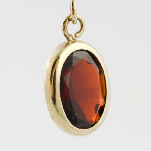 VINTAGE GARNET 9CT YELLOW GOLD DROP AND DANGLE EARRINGS. 375. CLASSIC ELEGANCE!