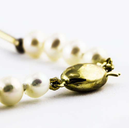 GORGEOUS FEMININE VINTAGE 9CT YELLOW GOLD REAL PEARL 43 cm NECKLACE