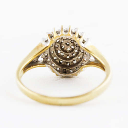VINTAGE 0,33ct DIAMOND TIERED CLUSTER 9CT YELLOW GOLD RING. WELL HALLMARKED JEWELLER CERT R12`800