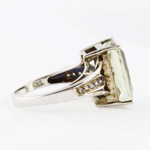 FABULOUS LARGE VINTAGE NATURAL EMERALD-CUT GREEN AMETHYST SOLITAIRE STERLING SILVER RING