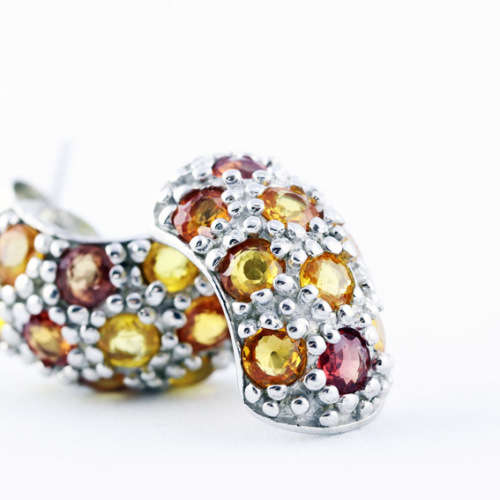 GORGEOUS NATURAL SONGEA MINED SAPPHIRE GEMSTONE STERLING SILVER STUD EARRINGS. 925