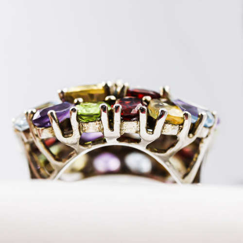 CHUNKY, SOLID STERLING SILVER RING WITH REAL GARNETS, PERIDOT, TOPAZ AND CITRINES. COLOURFUL! LARGE!