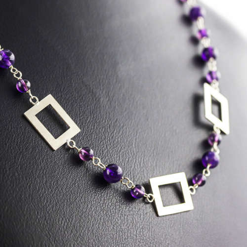 NATURAL AMETHYST NECKLACE STERLING SILVER. OPENWORK GEOMETRIC DESIGN LINK