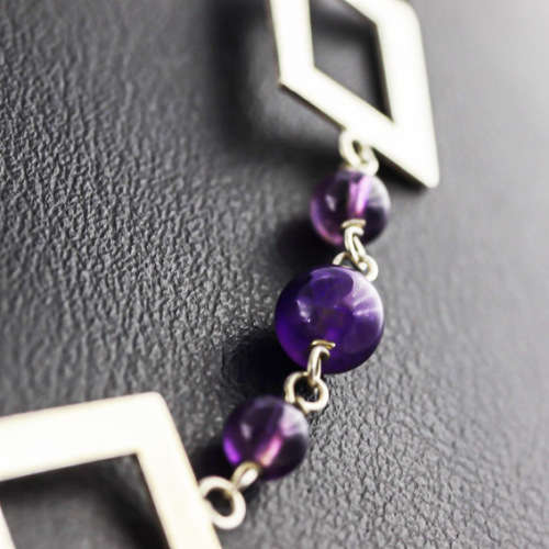 NATURAL AMETHYST NECKLACE STERLING SILVER. OPENWORK GEOMETRIC DESIGN LINK