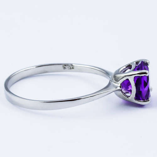 STRIKING UNHEATED 1,5 ct AMETHYST STERLING SILVER RING. INCREDIBLE COLOUR, CUT AND CLARITY!