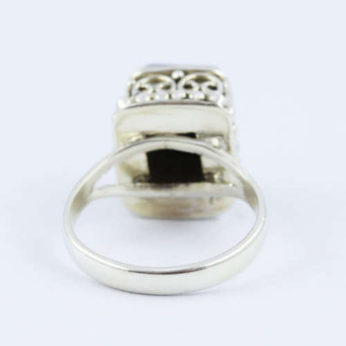 LARGE HANDCRAFTED LAPIS LAZULI SOLID STERLING SILVER RING. 925. HEAVY!